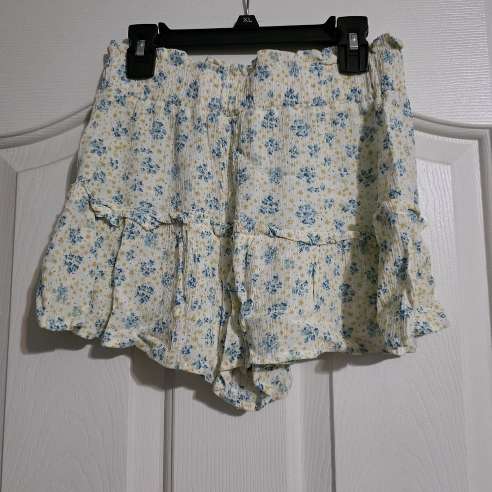 Vanilla Star Blue Floral Ruffle High-Waist Shorts